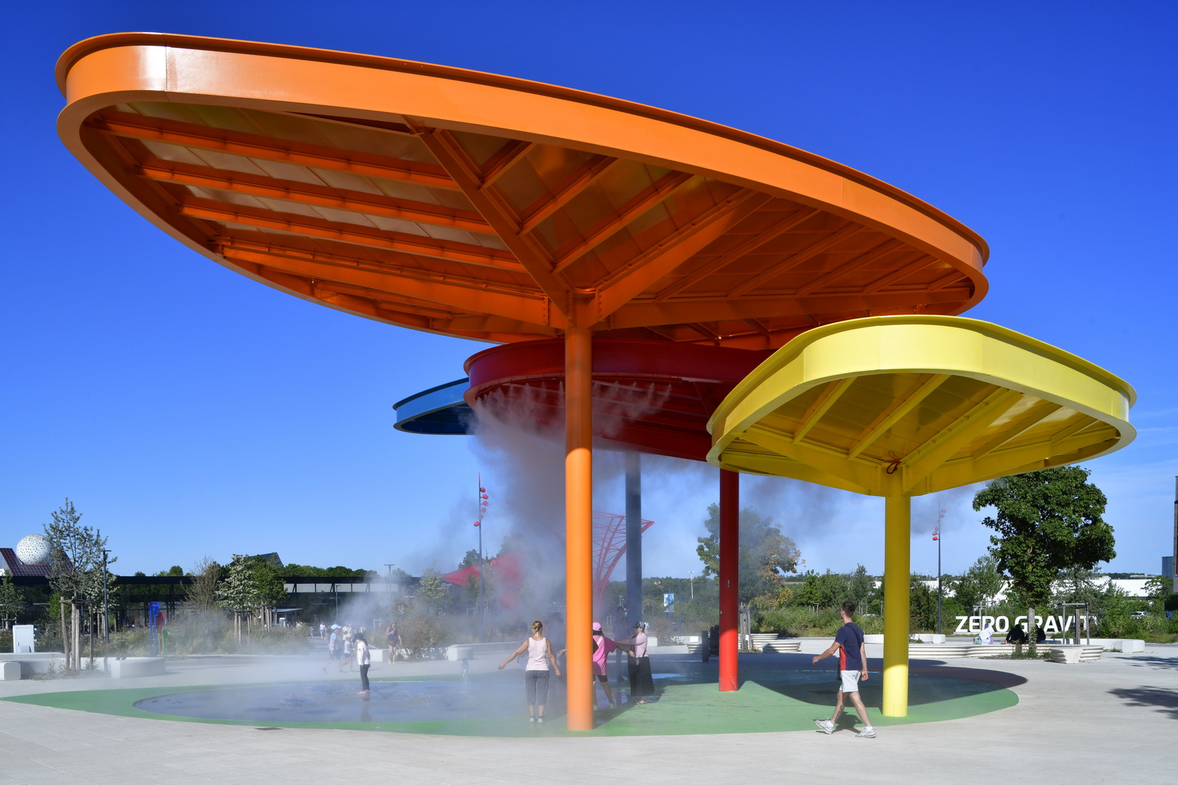 Esplanade du Futuroscope